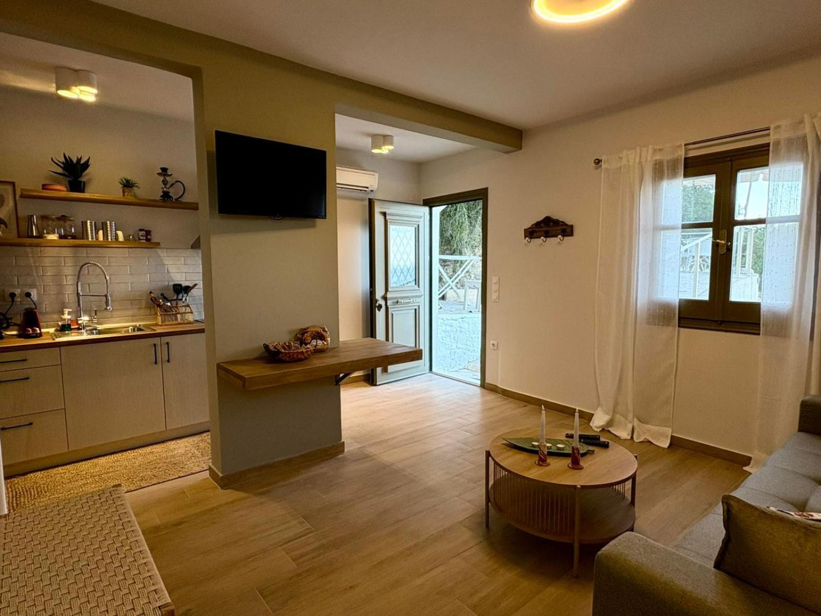 Vicky'S Panoramic View Apartments Pelekas Eksteriør bilde